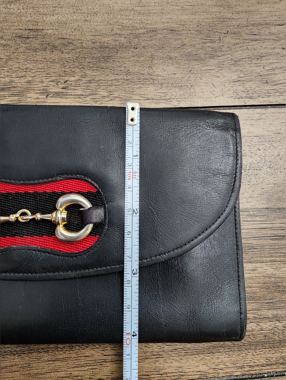 Gucci Vintage Black Leather Clutch with Gold Horsebit and Red Accent - Picture 10 of 13